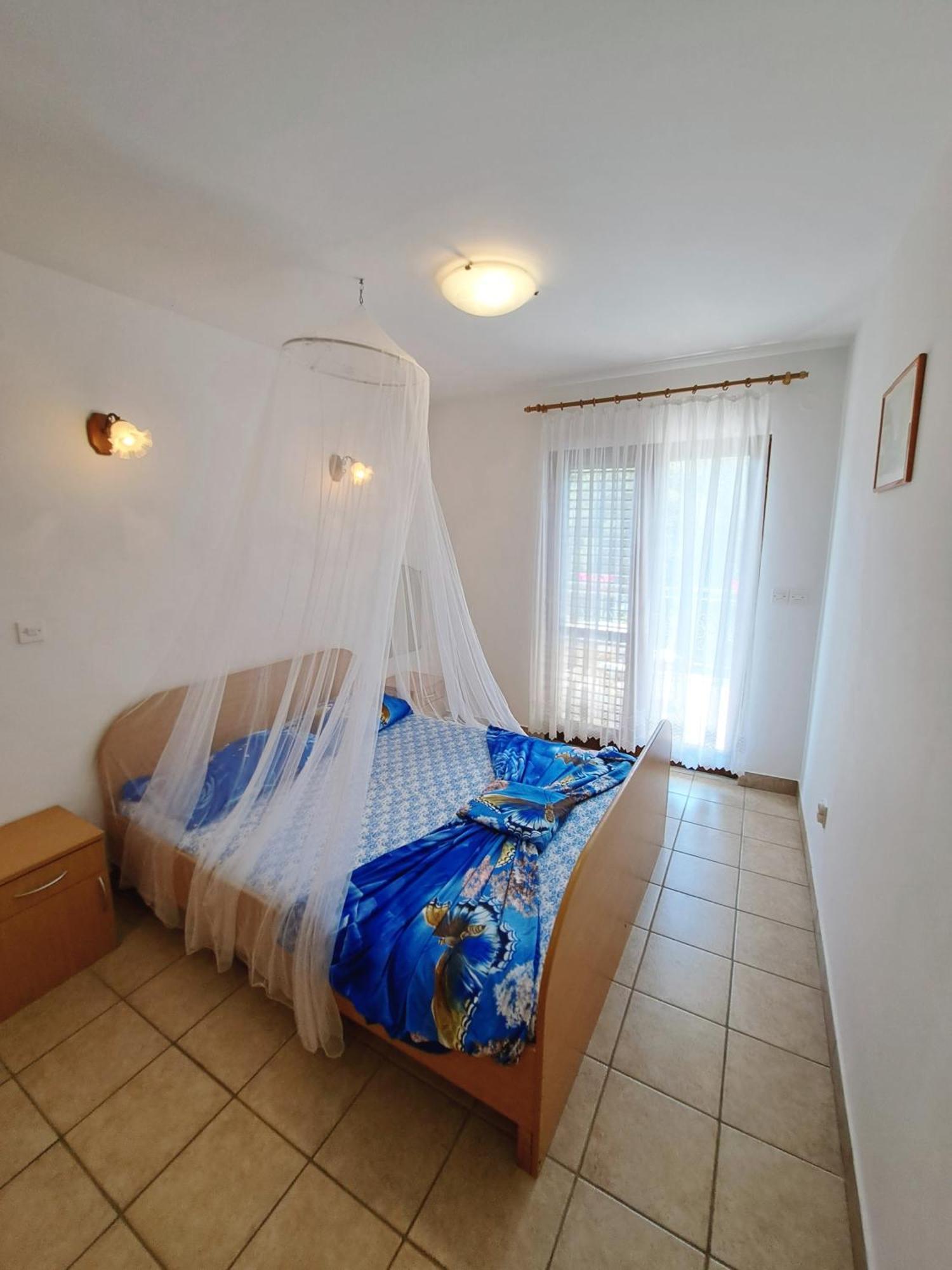 Apartments 1000 Flowers Stari Grad  Habitación foto